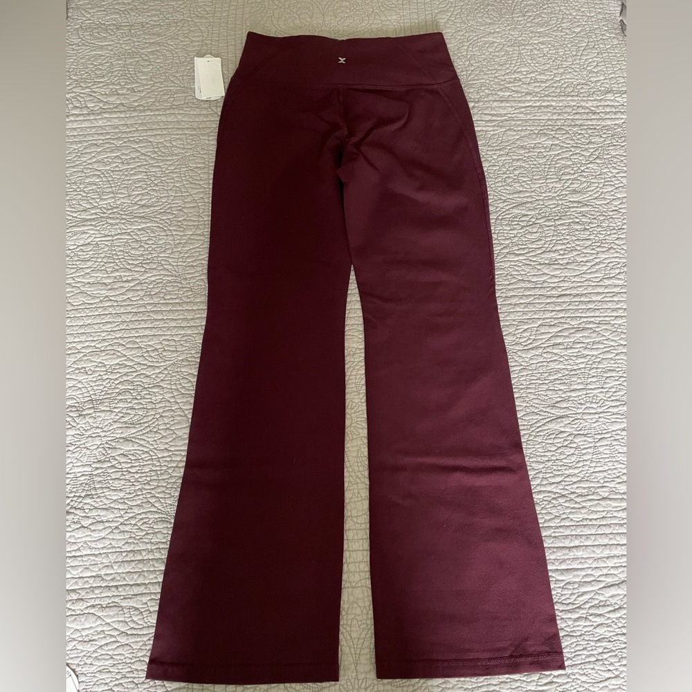 Xersion High Rise, Bootcut Legging - Picture 5 of 6